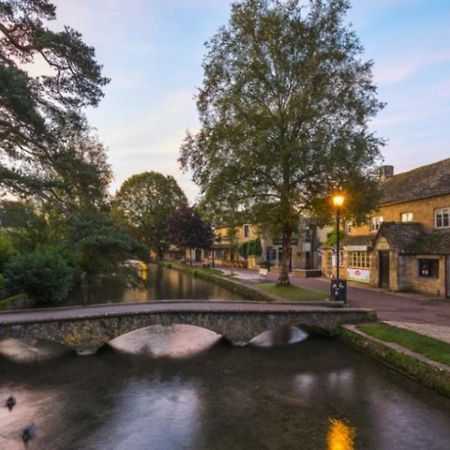 水上伯顿 Mavis In The Cotswolds酒店 外观 照片