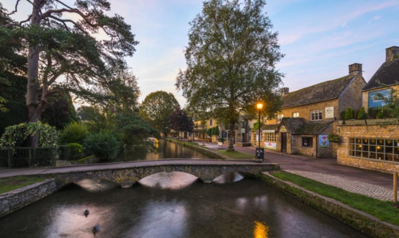 水上伯顿 Mavis In The Cotswolds酒店 外观 照片